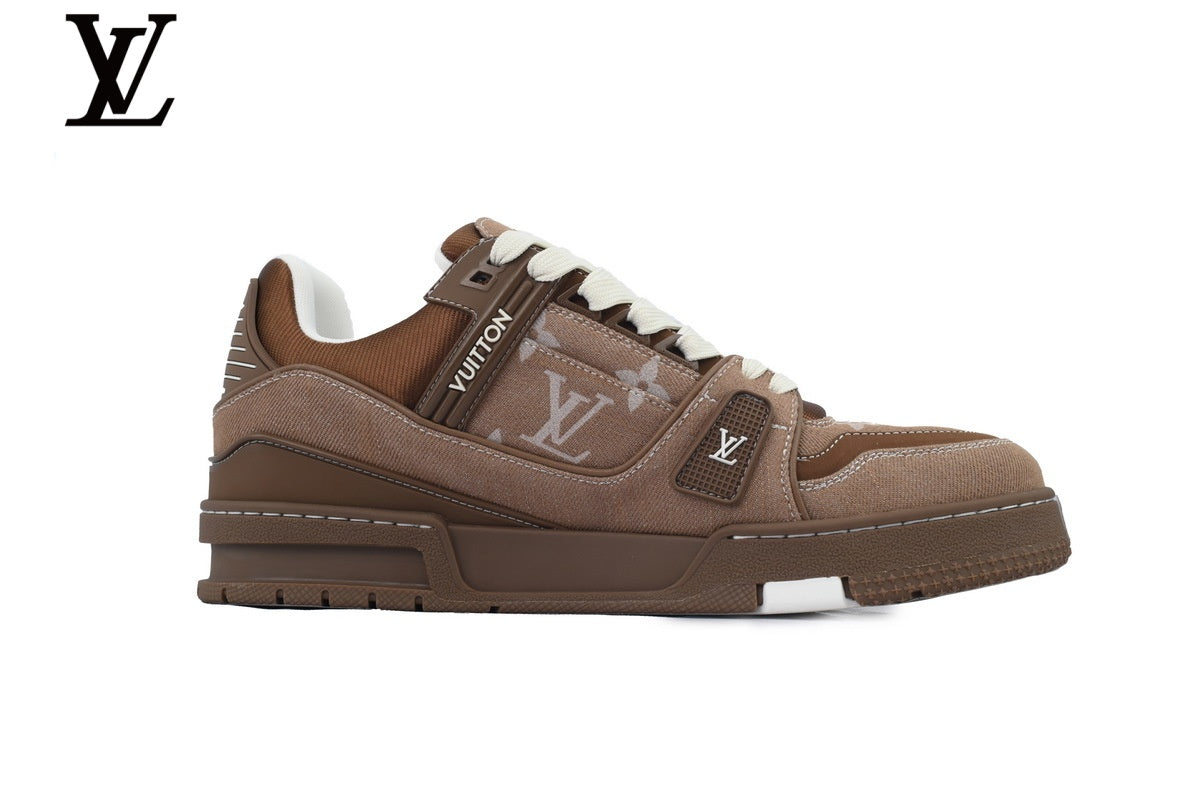 Louis Vuitton Trainer  shoes for man  women Sneaker ¨C Monogram Denim in Brown