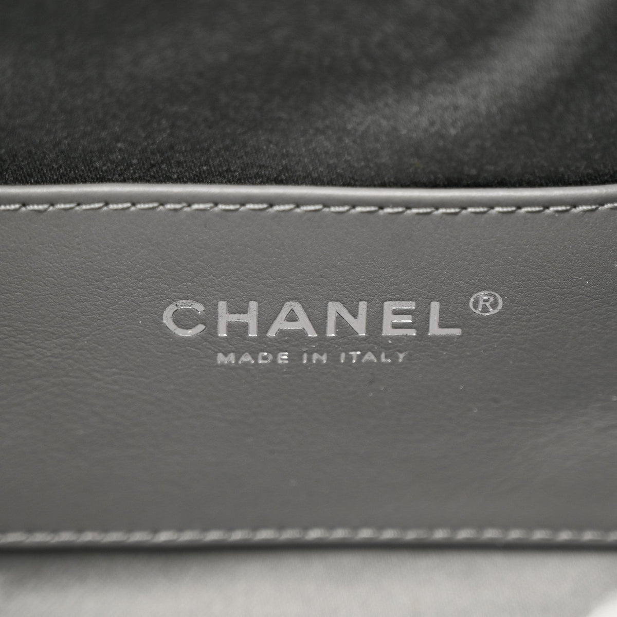 Metallic Caviar Quilted Mini Chanel 25 Handbag Anthracite