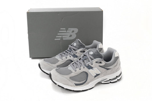 New Balance 2002R Sneakers